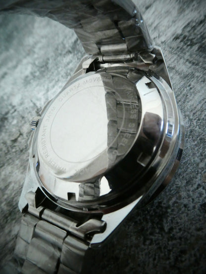 1 OF 1 VORTEX WATCH